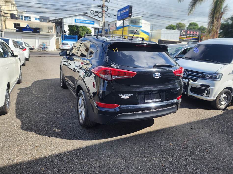 Hyundai Tucson SE 2016