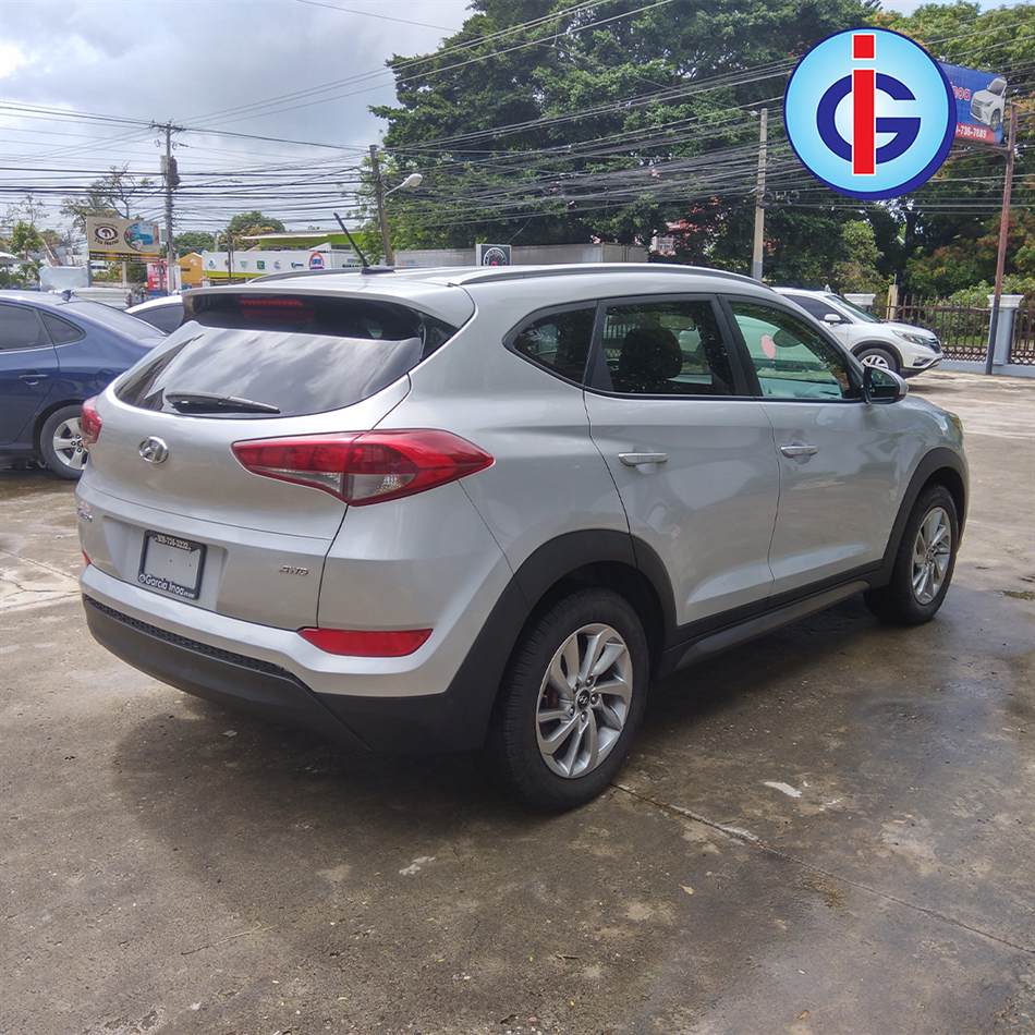 Hyundai Tucson SE 2016
