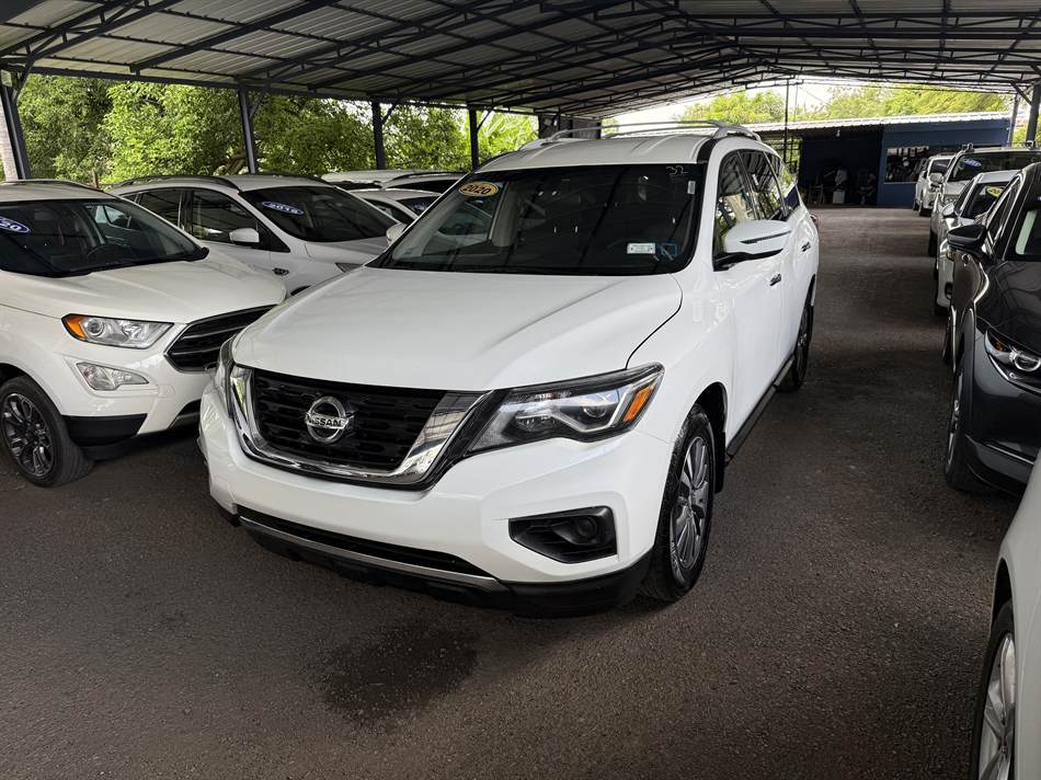 Nissan Pathfinder SV 2020