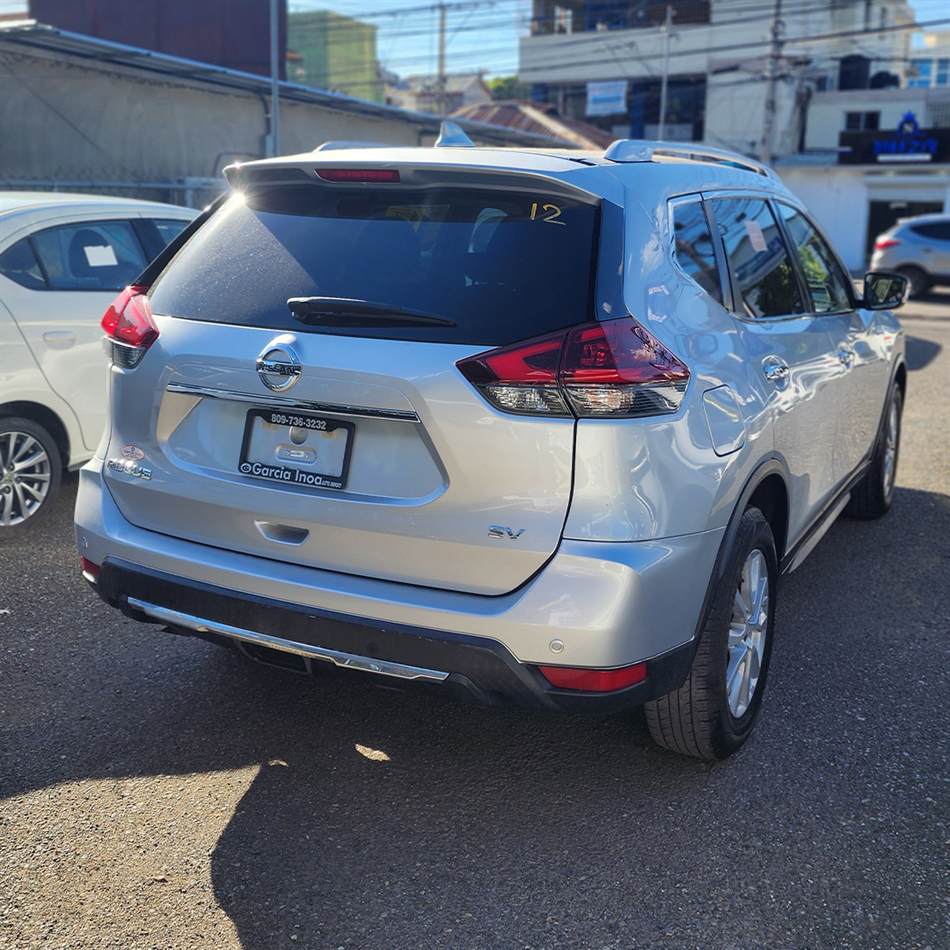 Nissan Rogue SV 2020