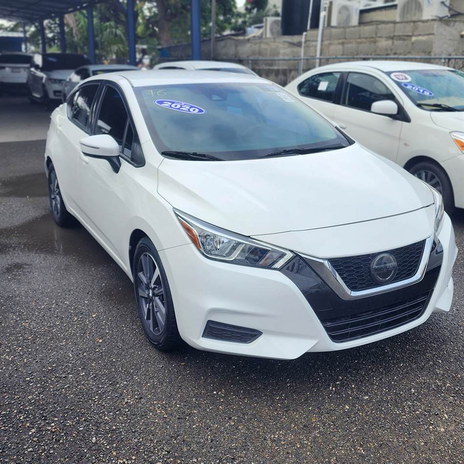 Nissan Versa SV 2020