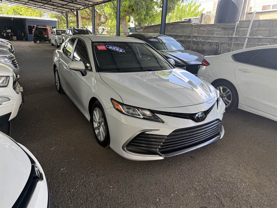 Toyota Camry LE 2022