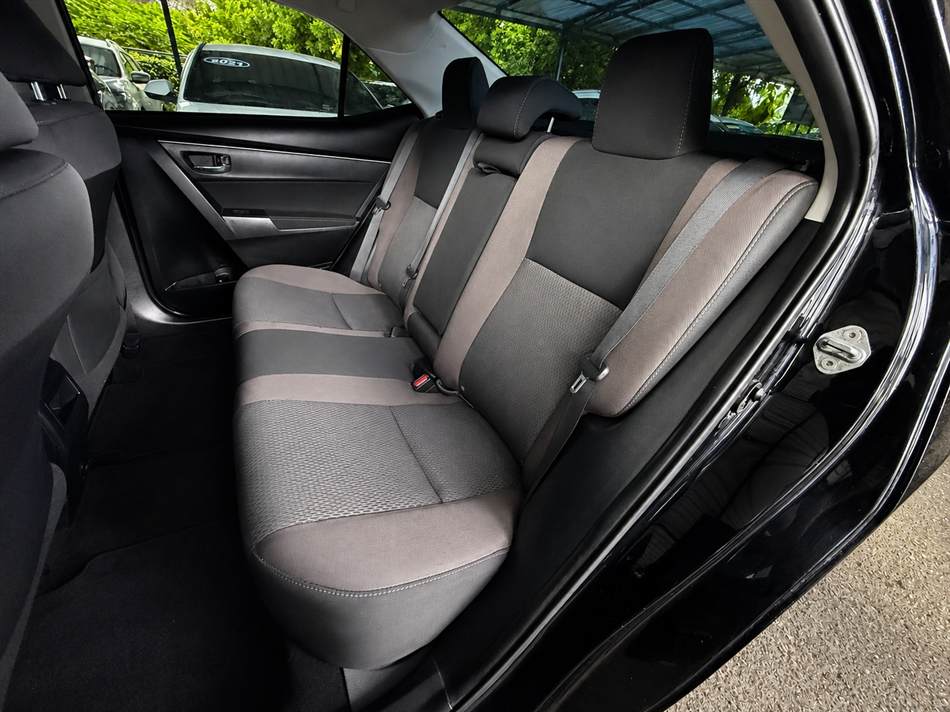 Toyota Corolla LE 2018